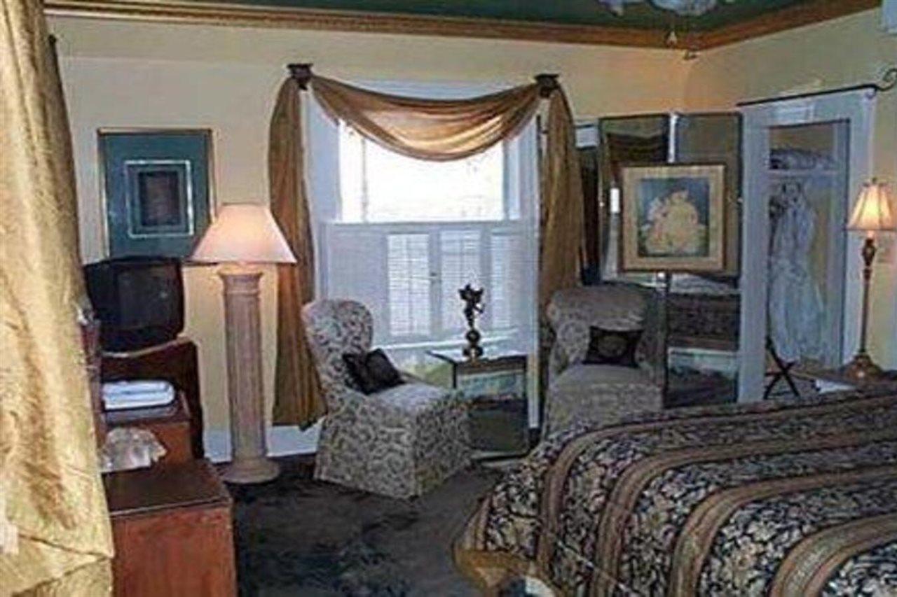 Austin'S Inn At Pearl Street Екстер'єр фото