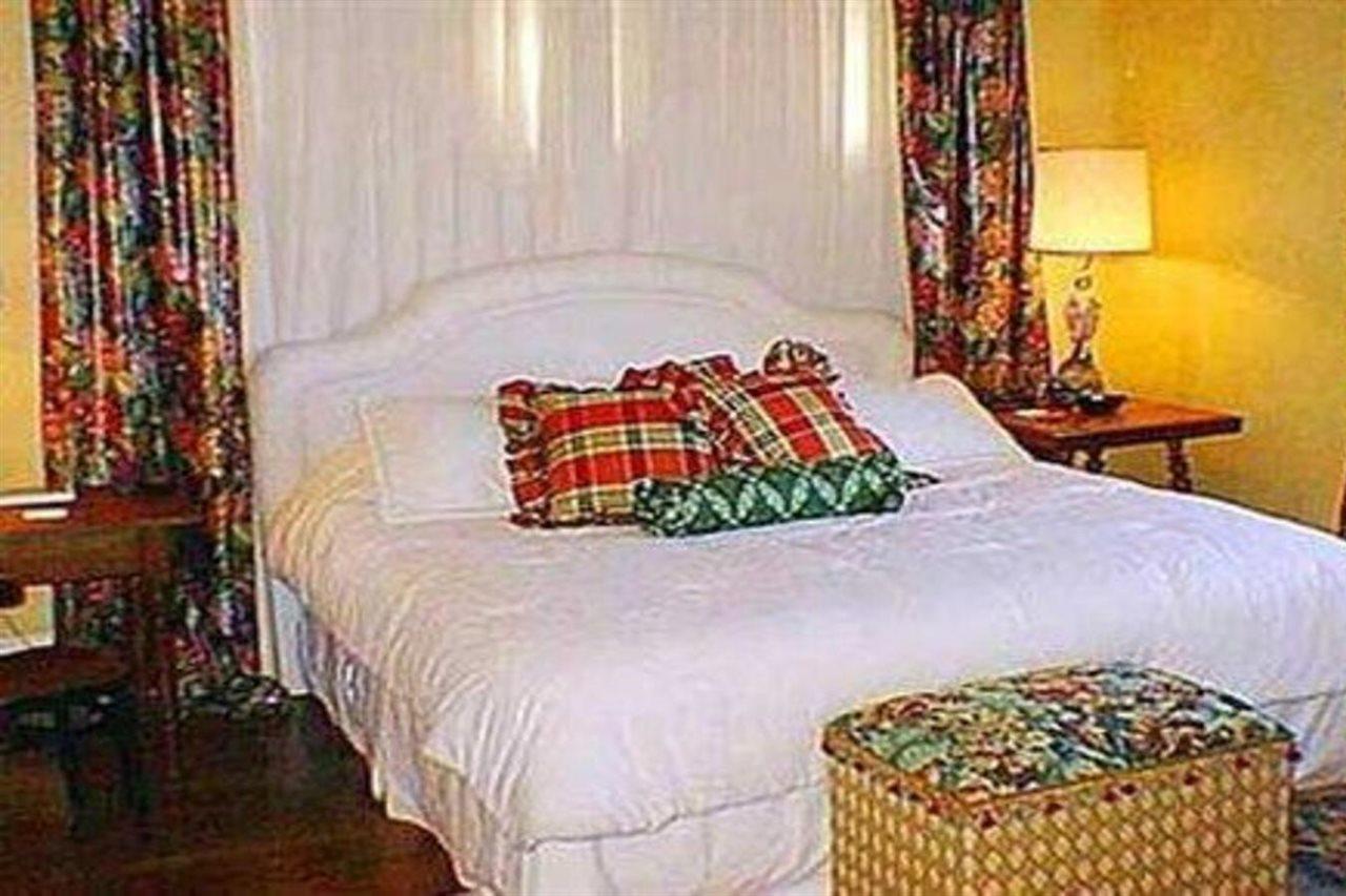 Austin'S Inn At Pearl Street Екстер'єр фото